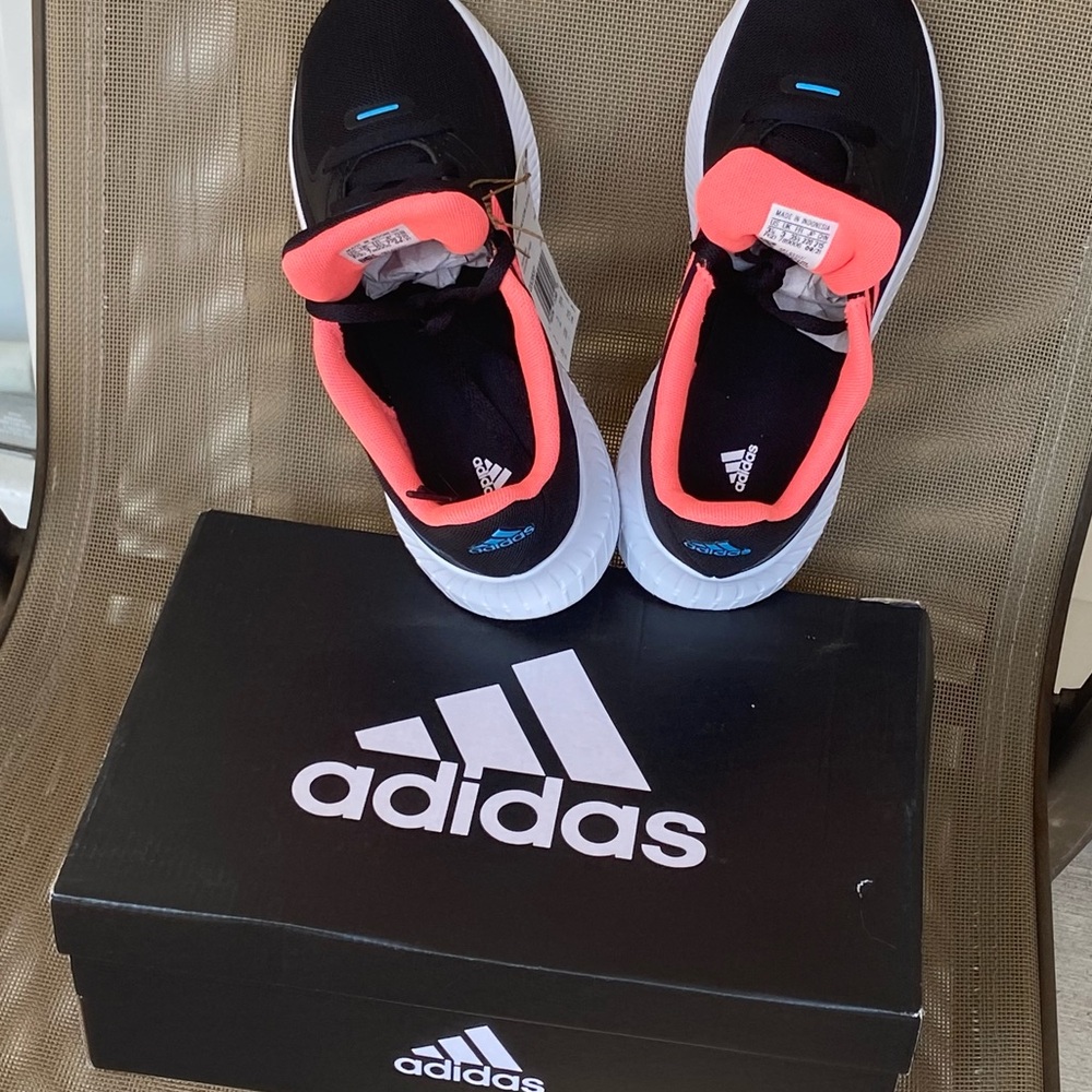 Adidas NWT Run-Falcon 2.0K Sz-3.5Y~(5Women) Striking Colors of Black/Coral/Aqua - Picture 12 of 16